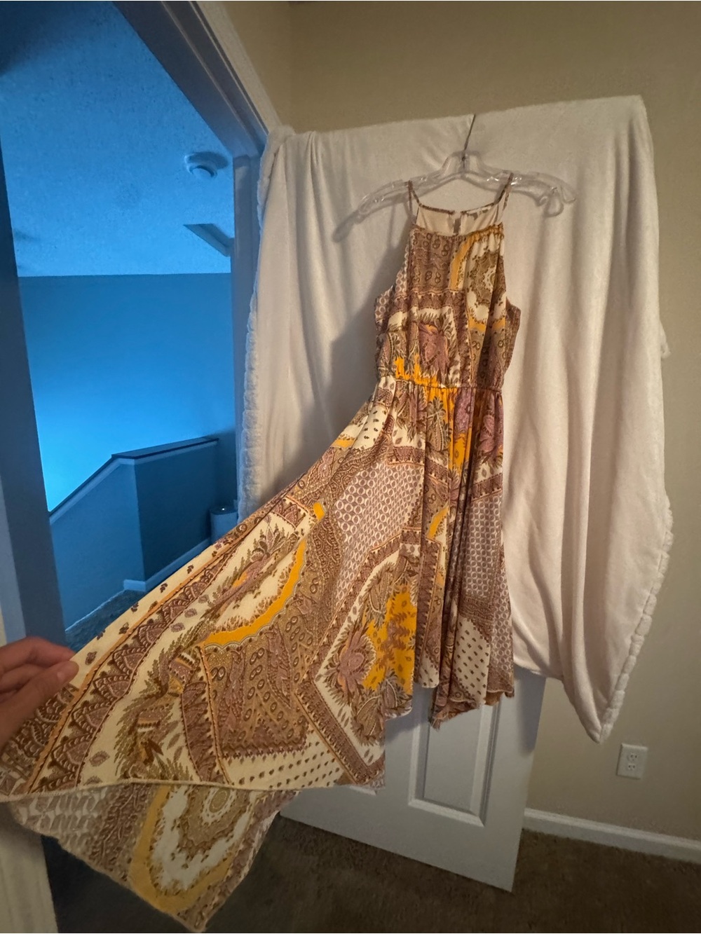 Easel Los Angeles Patchwork Paisley Handkerchief Hem Dress – Medium